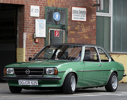 My life with cars (Part 3) – You can steal one of those with a lollipop&nbsp;stick.